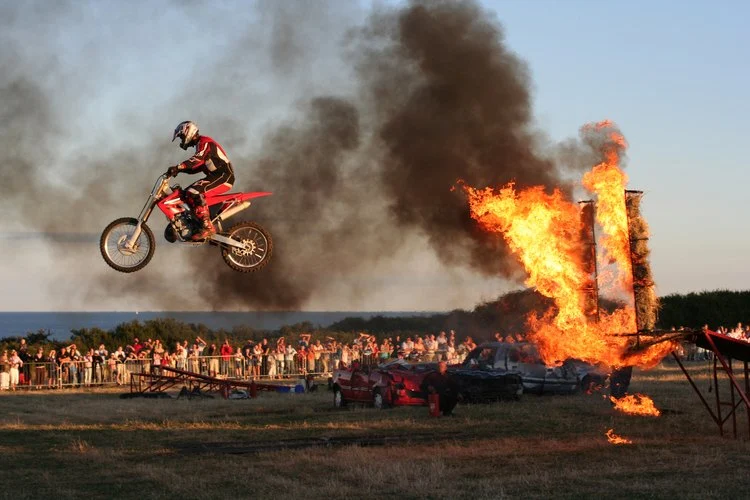 How Much Does A Stuntman Make A Year